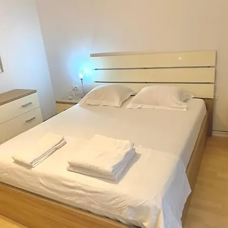 Διαμέρισμα Sunlit Heaven In Τίρανα