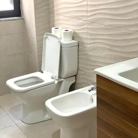 Διαμέρισμα Sunlit Heaven In *